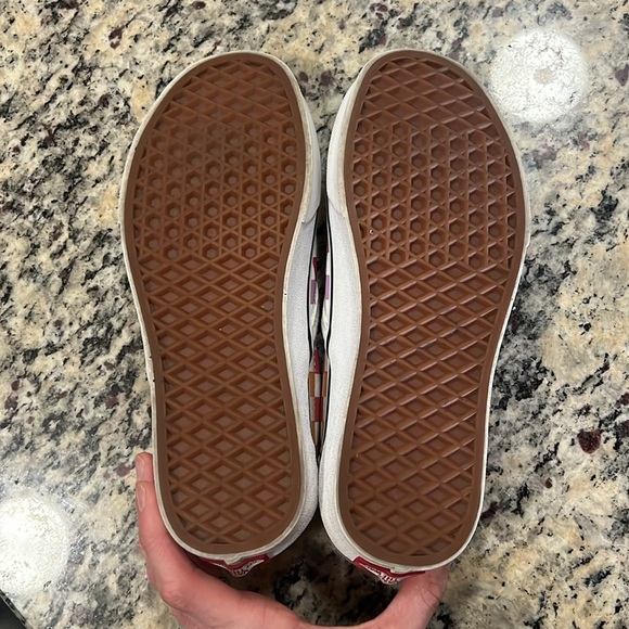 Vans - Picture 4 of 8